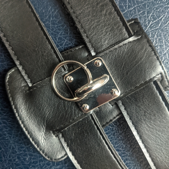 SHOE HARNESSES - Picture 4 of 4